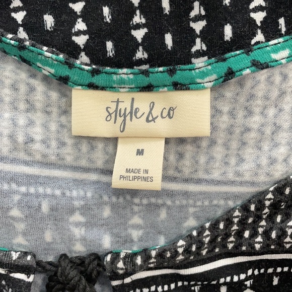 Style & Co. patterned blouse with tassel - Picture 5 of 7